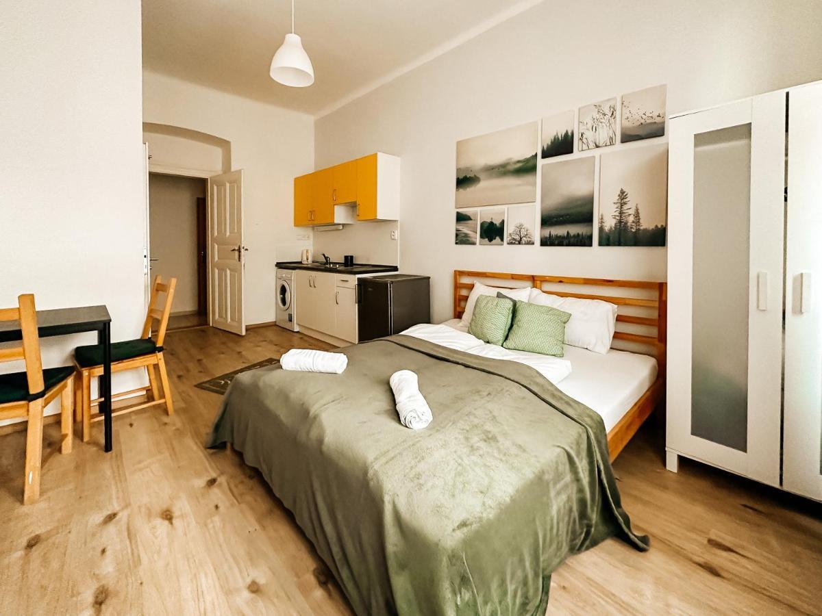 Savor Apartment ปราก ภายนอก รูปภาพ